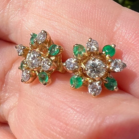 VINTAGE 14K YELLOW GOLD DIAMONDS & EMERALDS STUDS & EARRINGS JACKETS VERSATILE - Picture 3 of 16